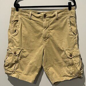 American Eagle Men’s Shorts, Size 38, Smoke-Free Home